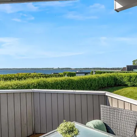 Dom wakacyjny Lien - 100m From The Sea By Interhome *